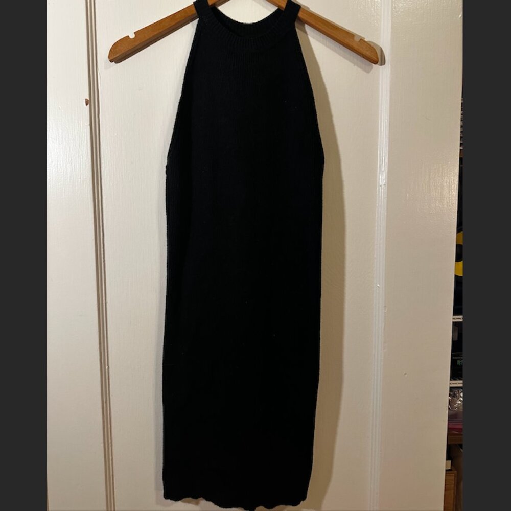 Forever 21 Black Ribbed-Knit Body Con Halter Dress With Open Back